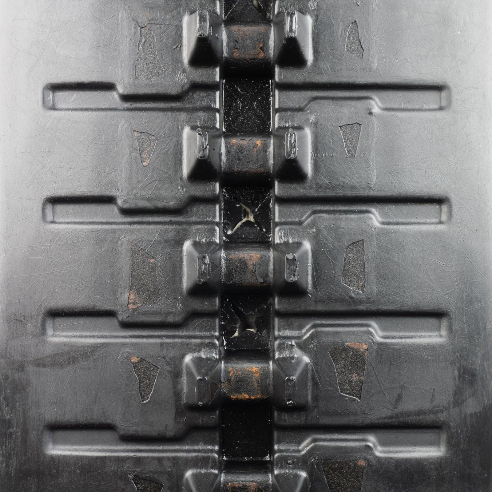 set of 2 18" heavy duty multi-bar pattern rubber track (450x100x48)