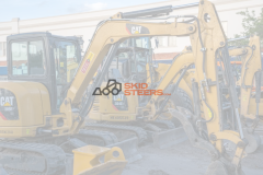 Bobcat vs Caterpillar—Who Has the Hydraulics to Run a Mulcher All Day Without Bogging?