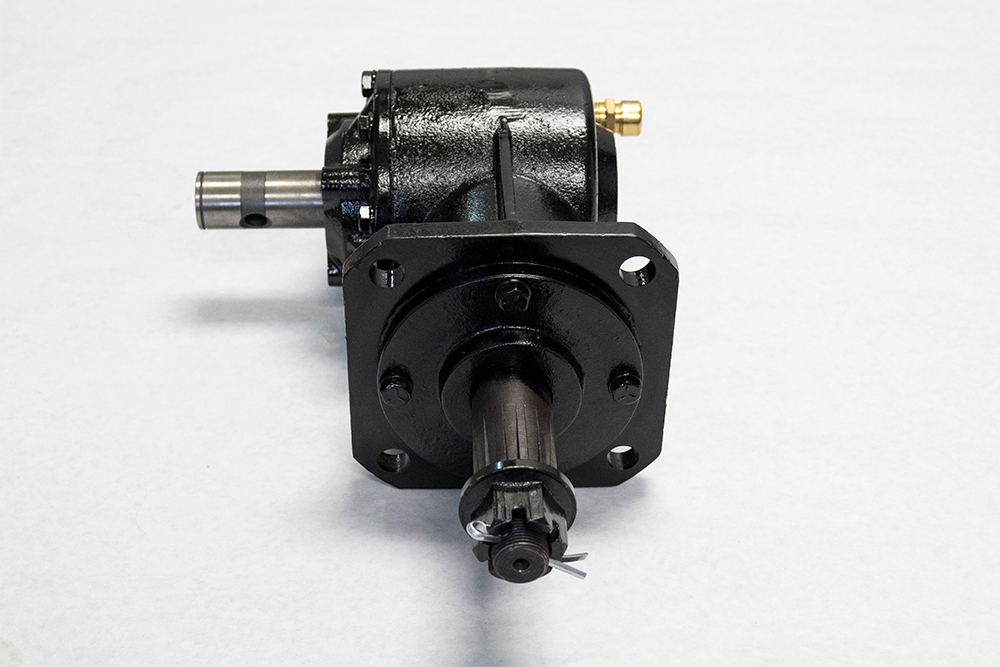 brush cutter gear box, standard duty, 40 hp - 1 3/8"  smooth input and 1 1/2" 12-spline output shafts