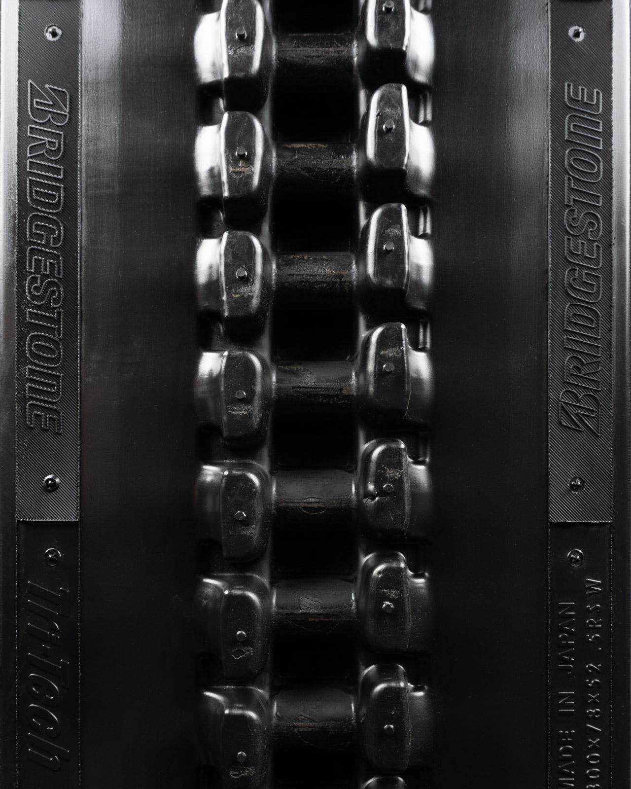 set of 2 12" bridgestone extreme duty rubber track (300x52.5nx80) mx pattern