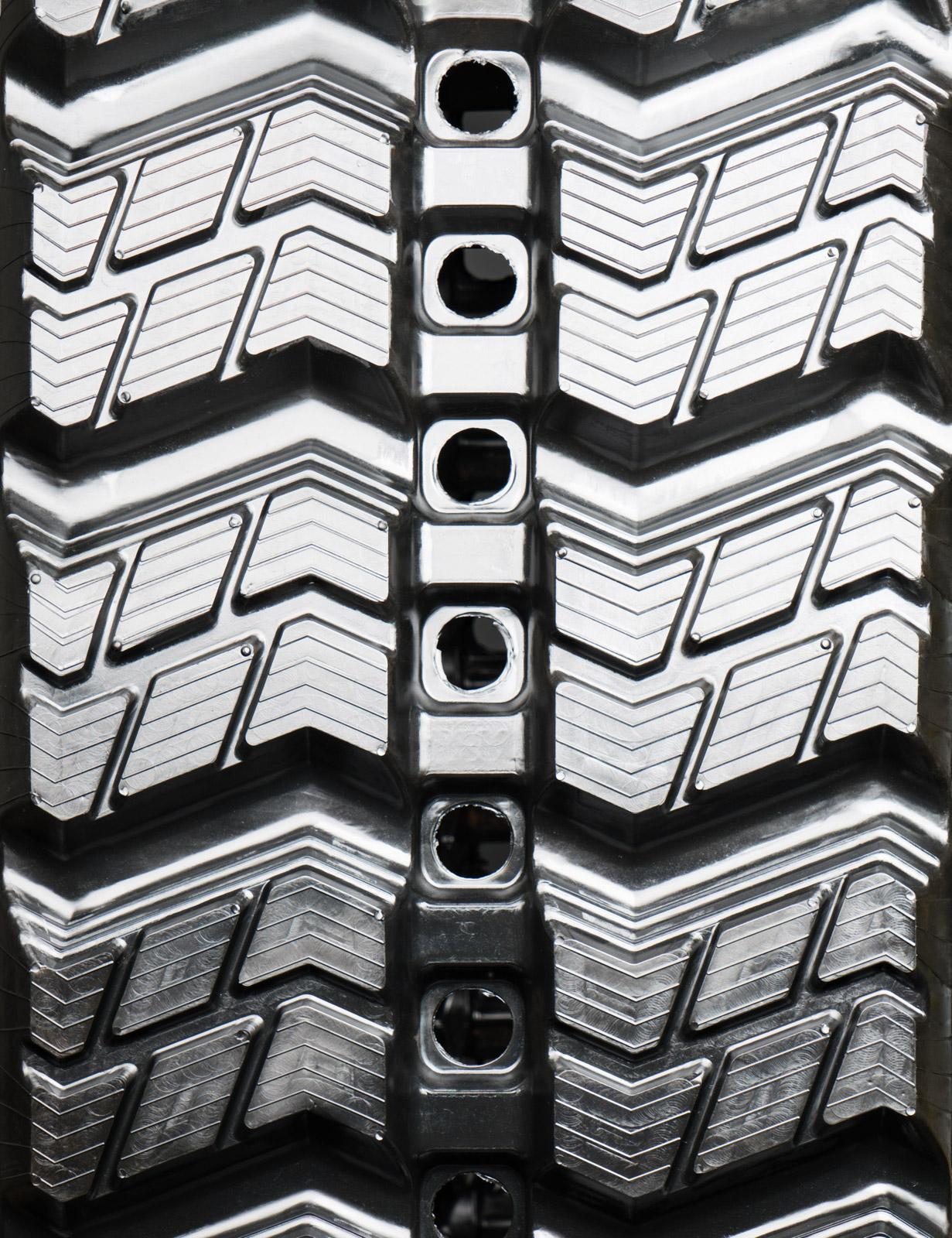 set of 2 18" heavy duty z pattern rubber track (450x86x55)