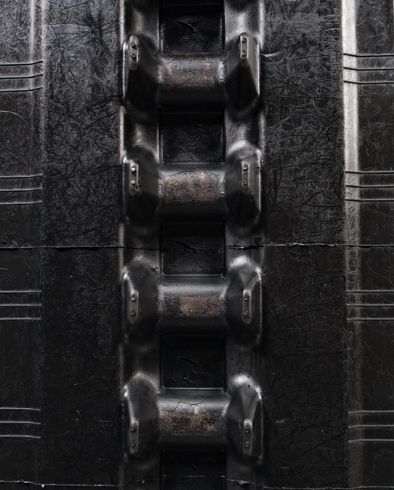 set of 2 13" heavy duty block pattern rubber track (320x84bx46)