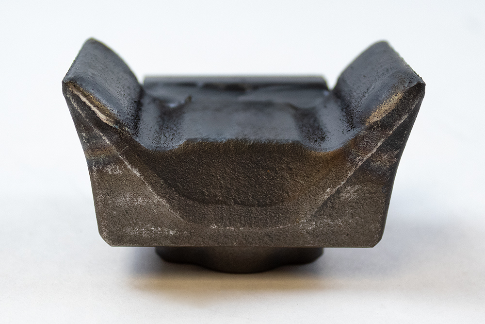 excavator drum mulcher side chipping tooth - fits extreme duty