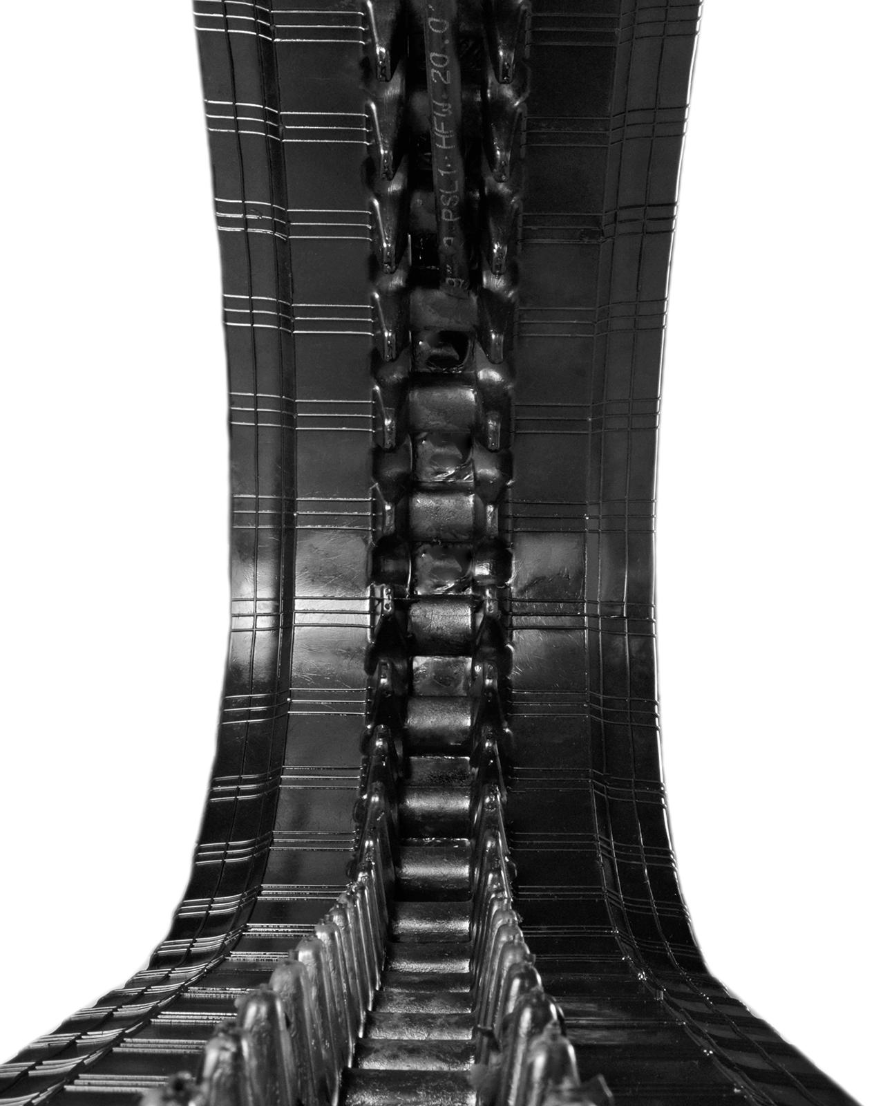 set of 2 13" standard duty c pattern rubber track (320x84bx46)