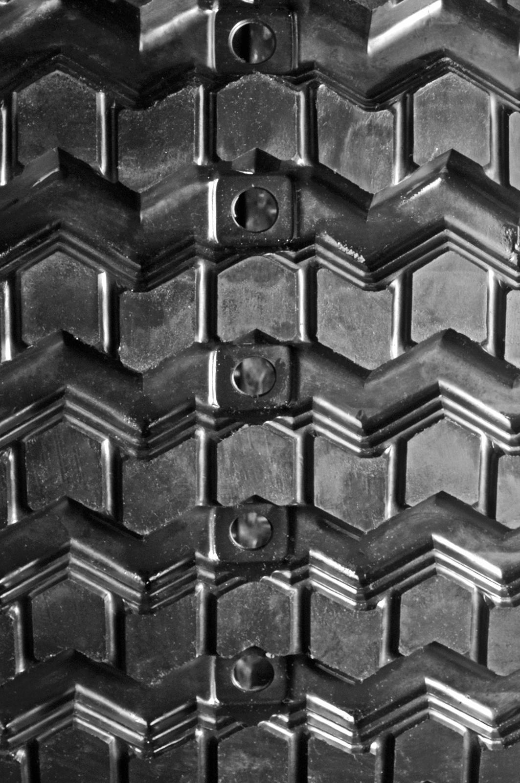 set of 2 18" camso heavy duty sawtooth pattern rubber track (450x100x50)