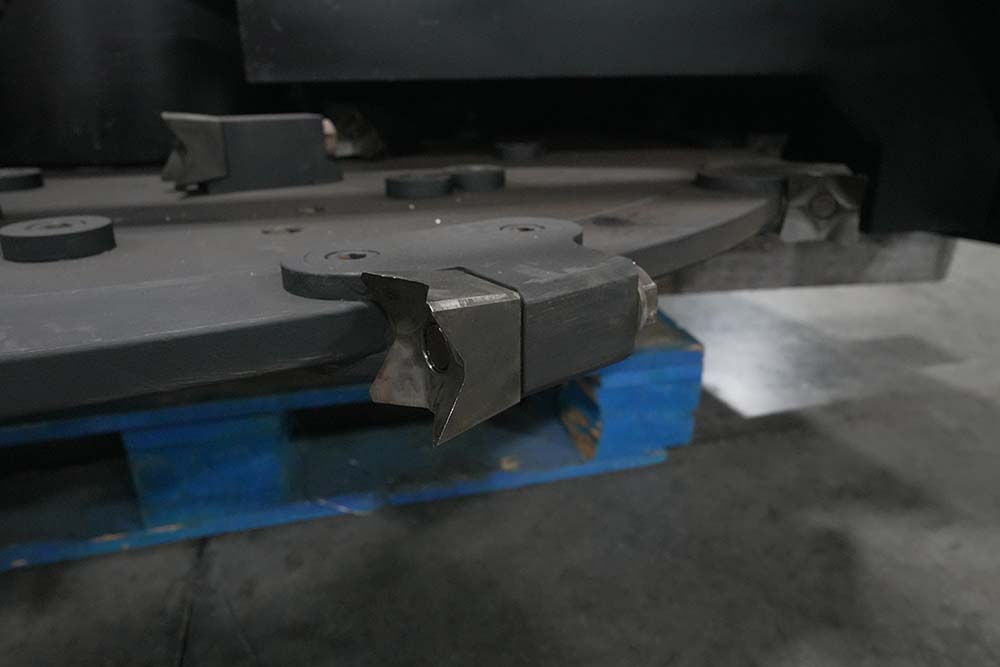 demo unit - 60" severe duty disc mulcher | blue diamond 